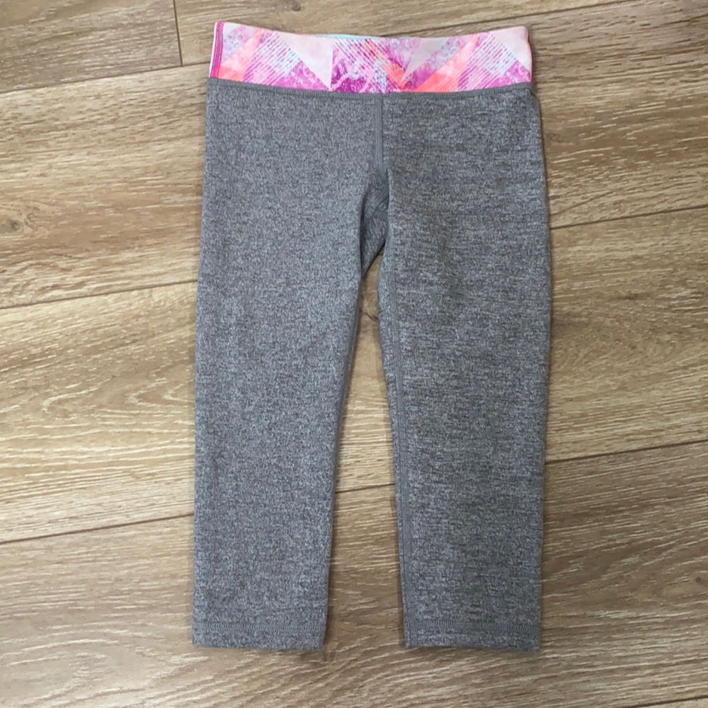 Cropped Grey Ivivva Leggings